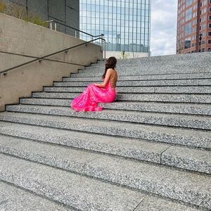 Size 0 pink Prom dress.